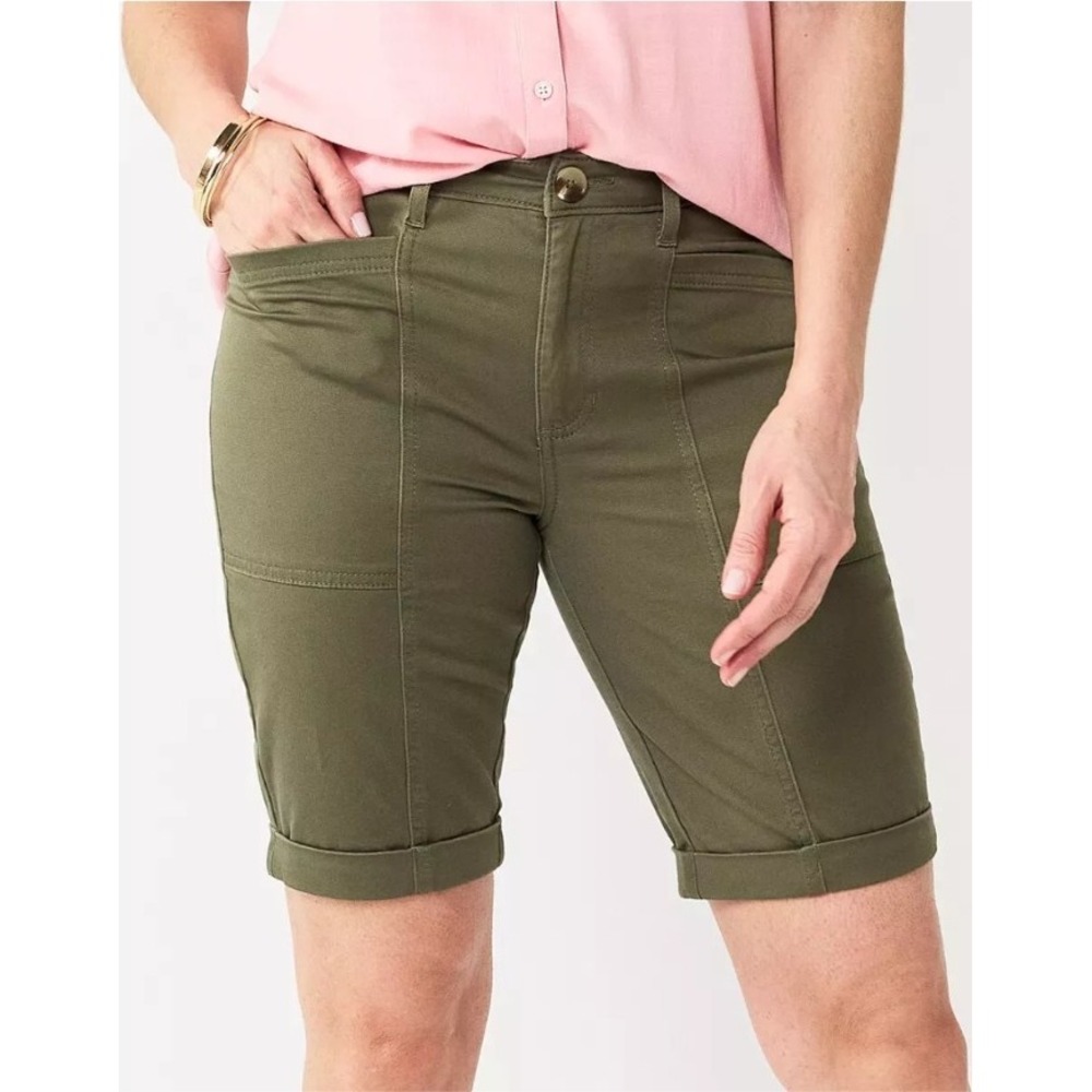 Croft & Barrow Women's Olive Comfort Waist Mid Rise Chino Shorts Size 12 NWOT